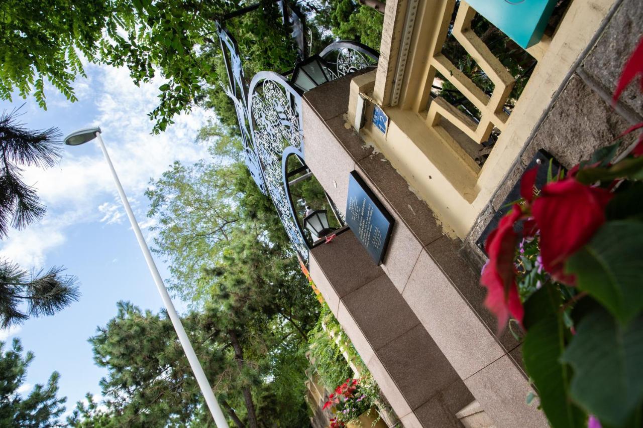 Nordic Memory In Qingdao Hotel ภายนอก รูปภาพ